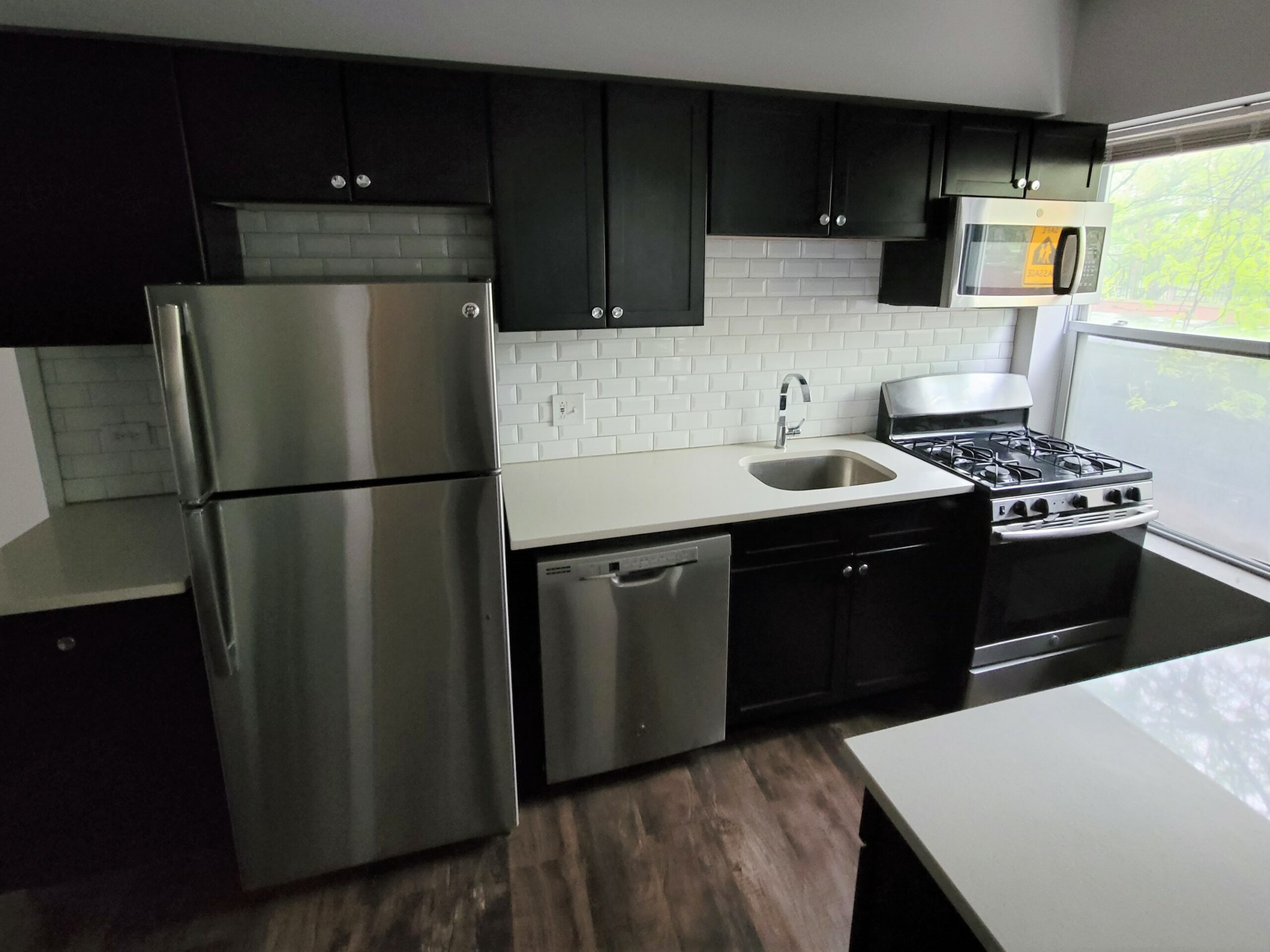 Image of  1250 W Montrose, #121
