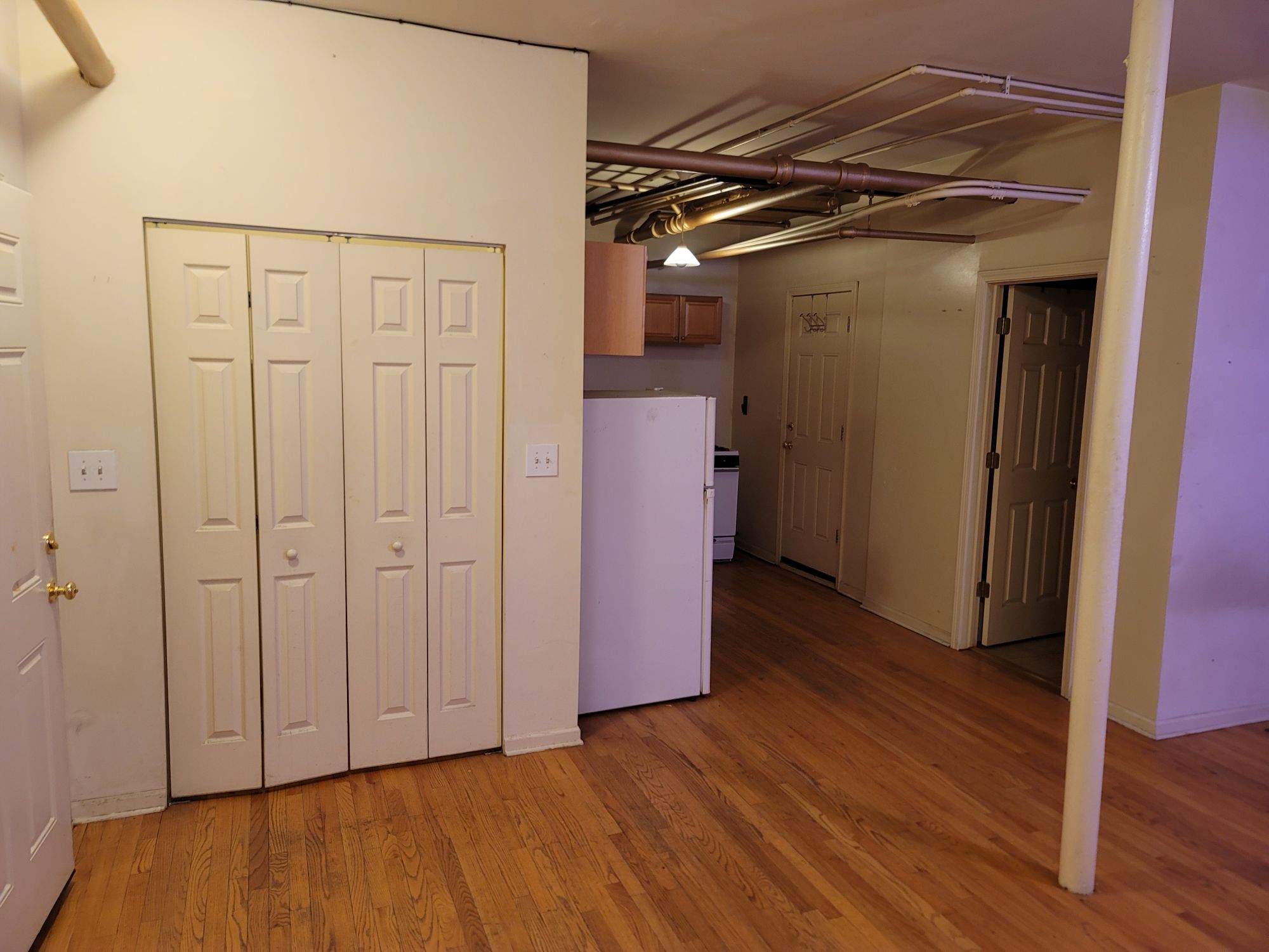 Image of  2950 N Seeley, #B